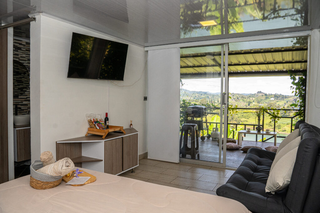 Glamping exclusivo en guatapé Zlato con vista al embalse